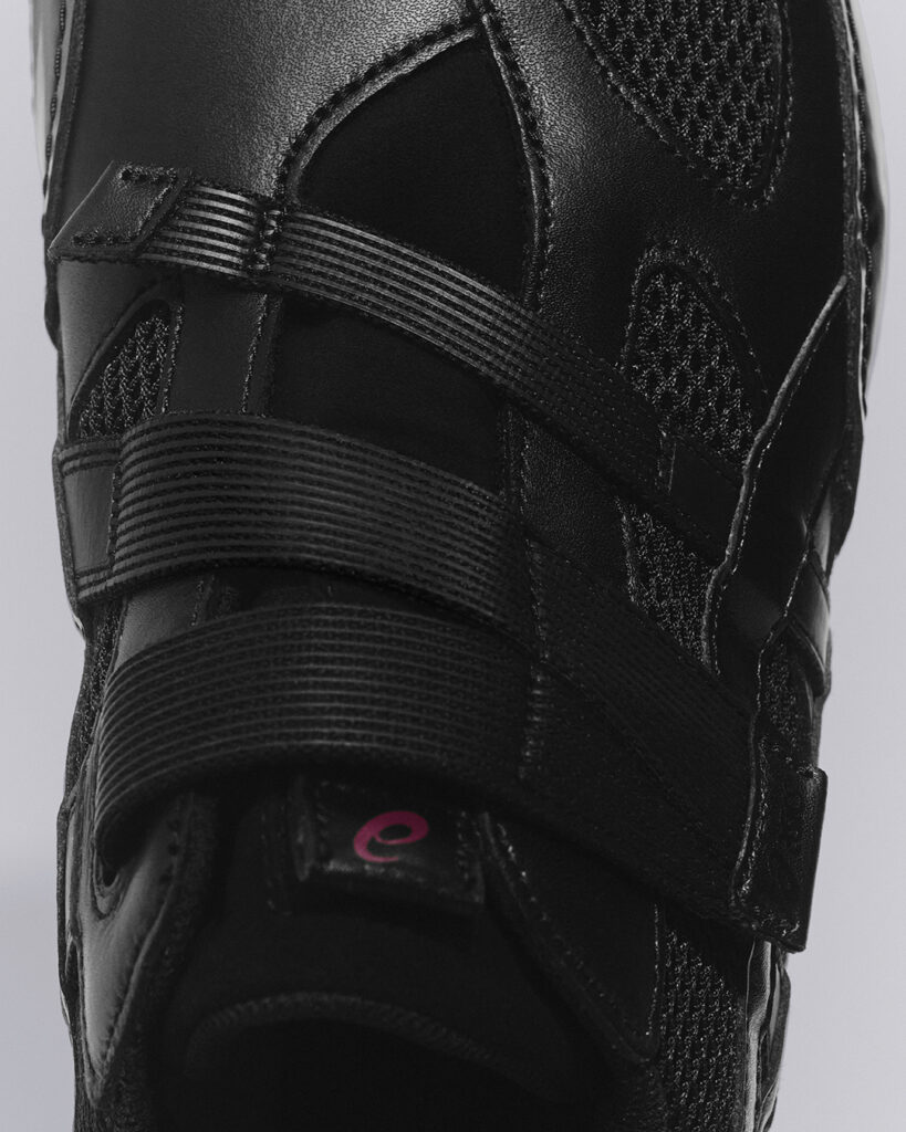 close up of taping detail