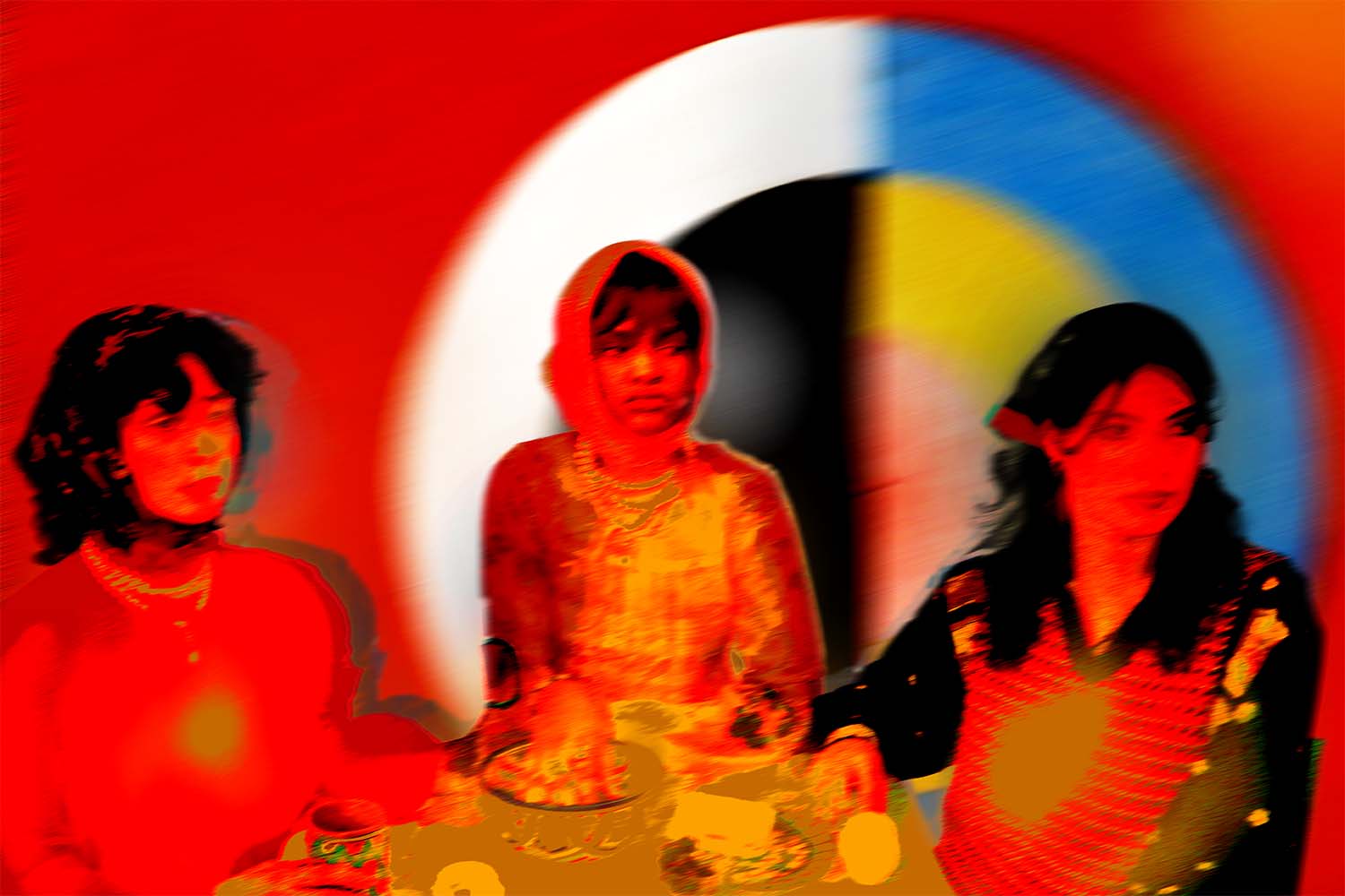 SCIARPA - Three Women in Red